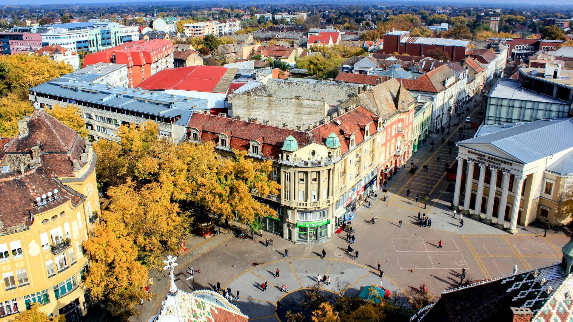 Subotica_Town_Hall_View_2_EDIT__1__1_1738399950823.jpg